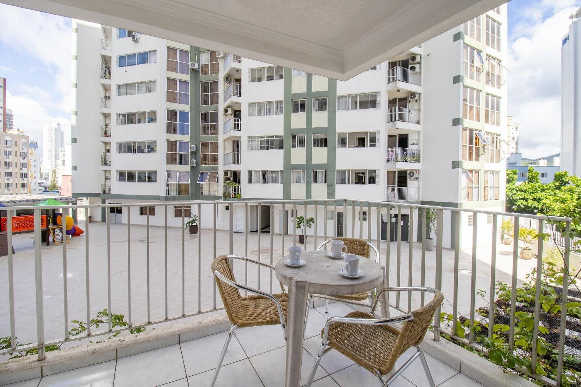 Prg11 - 4 Dorm, Aconchegante, Centro, Garagem Apartment Balneario Camboriu Exterior photo